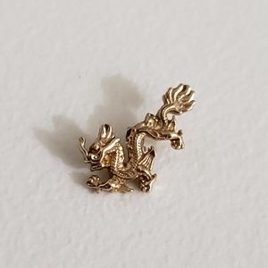 BVLA Fei Long 14k Gold Dragon Cartilage Earring